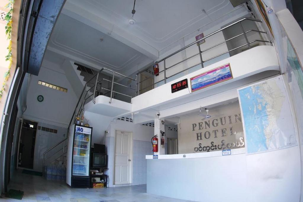 Penguin Hotel Kawthaung Exteriör bild